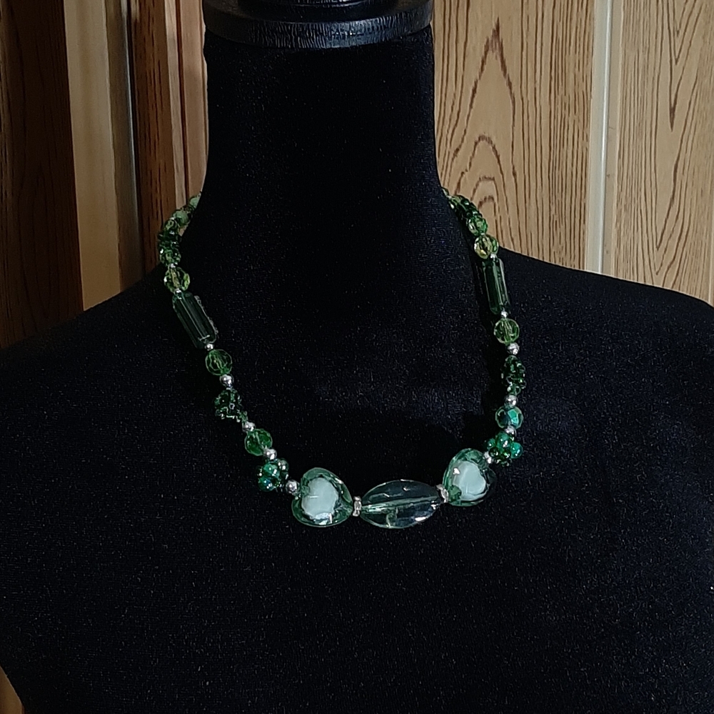 Necklace - Picture 2 of 3